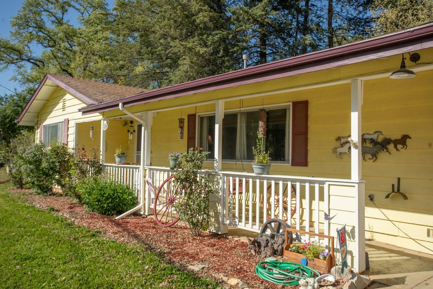 Property Photo: 17098 Clover Road CA 95946