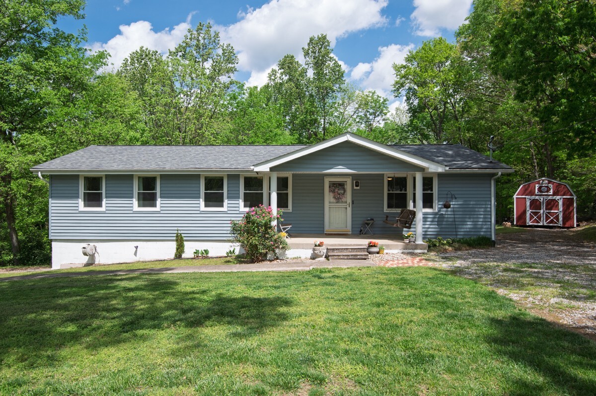 Property Photo: 5070 Ridge Rd TN 37080