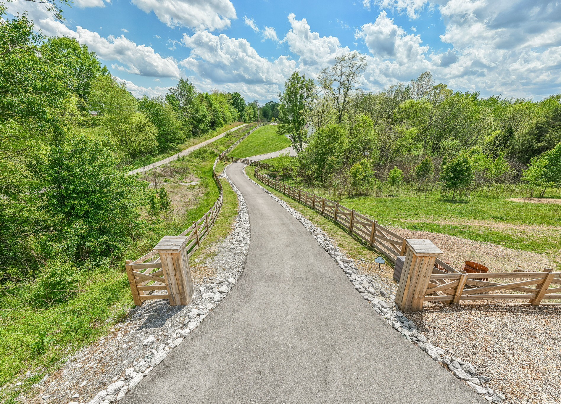 Property Photo: 6615 Herbert Shannon Rd TN 37172