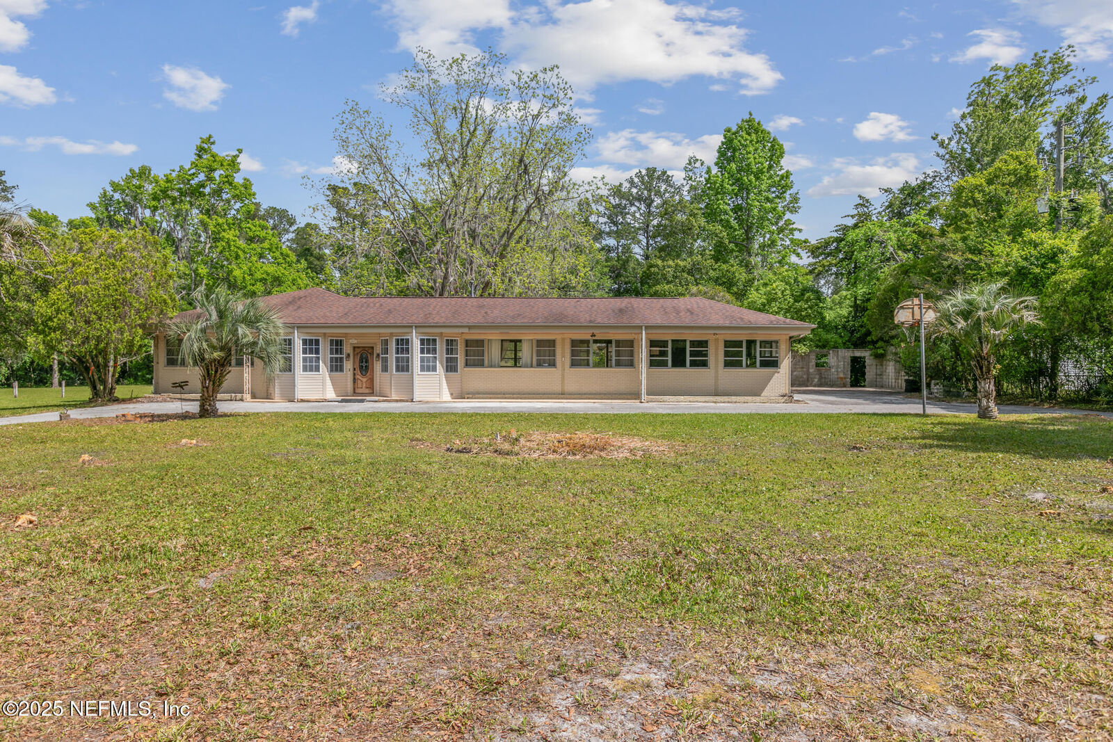 Property Photo: 45121 Stratton Road FL 32011