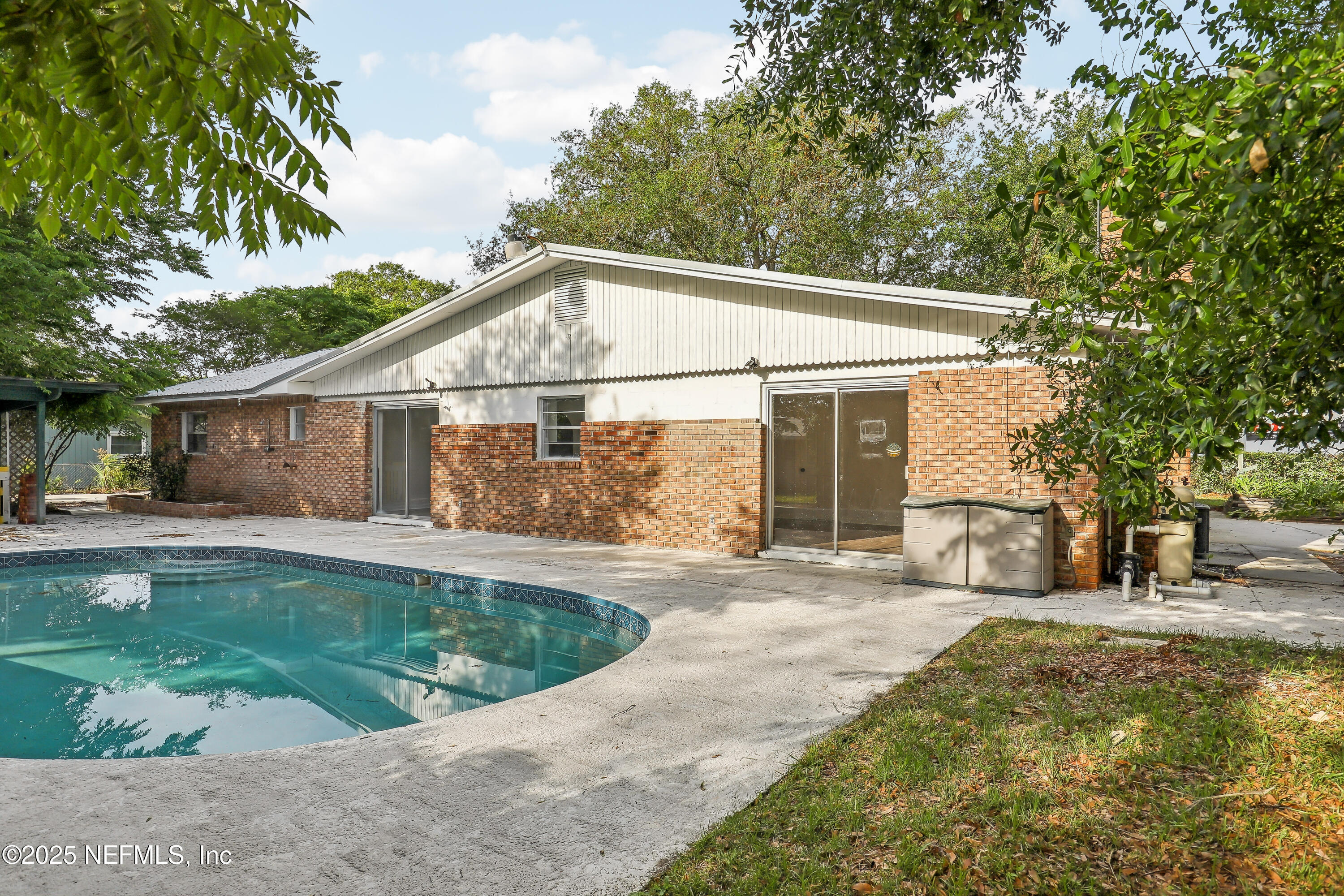 Property Photo: 315 Jasmine Road FL 32086