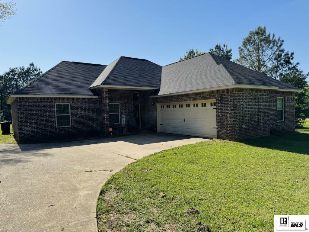 Property Photo: 7971 Highway 80 LA 71270