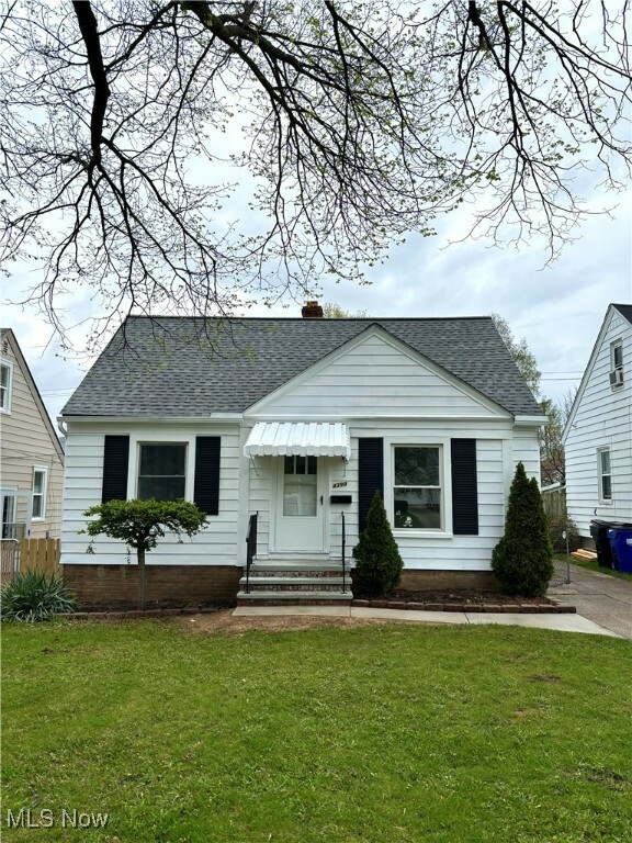 Property Photo: 4399 W 57th Street OH 44144