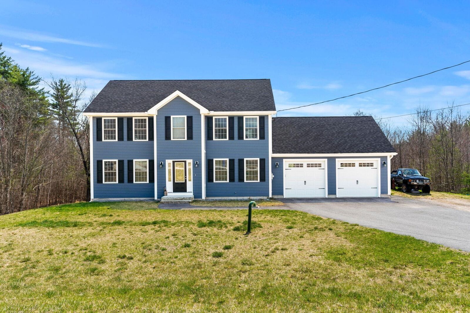 Property Photo:  194 Rolling Hill Drive  NH 03281 