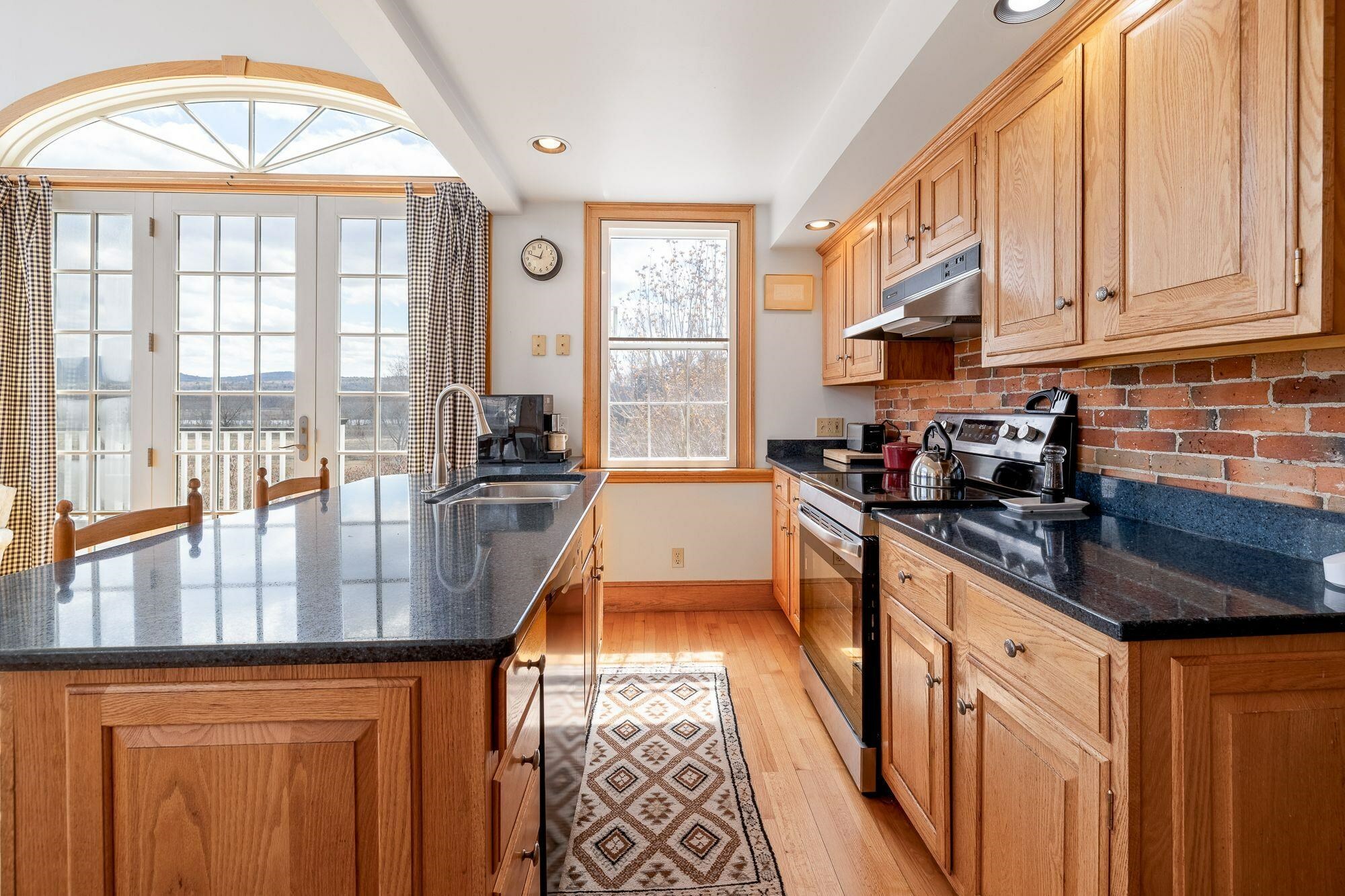 Property Photo:  3961 Route 5 N  VT 05051 