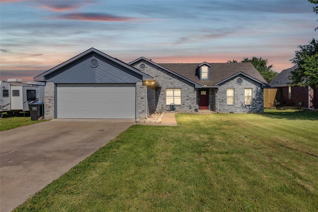 Property Photo: 5115 Creek Crossing Drive TX 75402