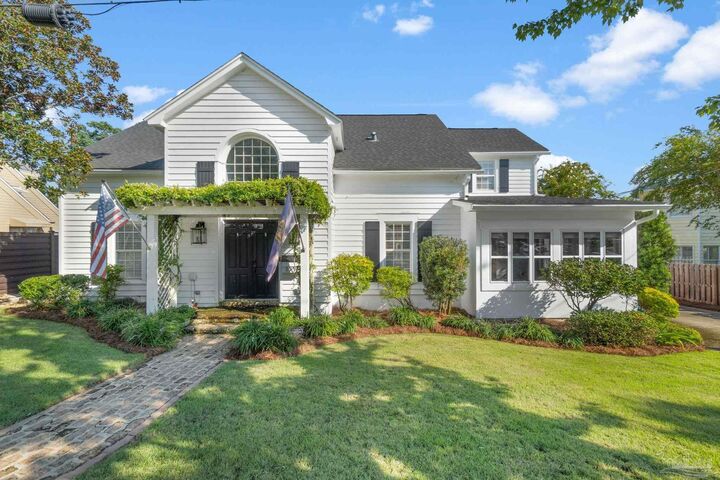 Property Photo:  1902 E Strong St  FL 32501