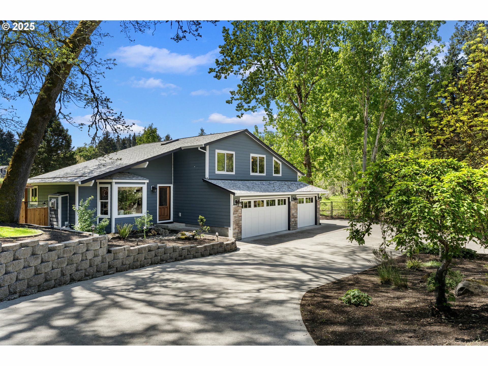 Property Photo: 15060 SW Davis Rd OR 97007