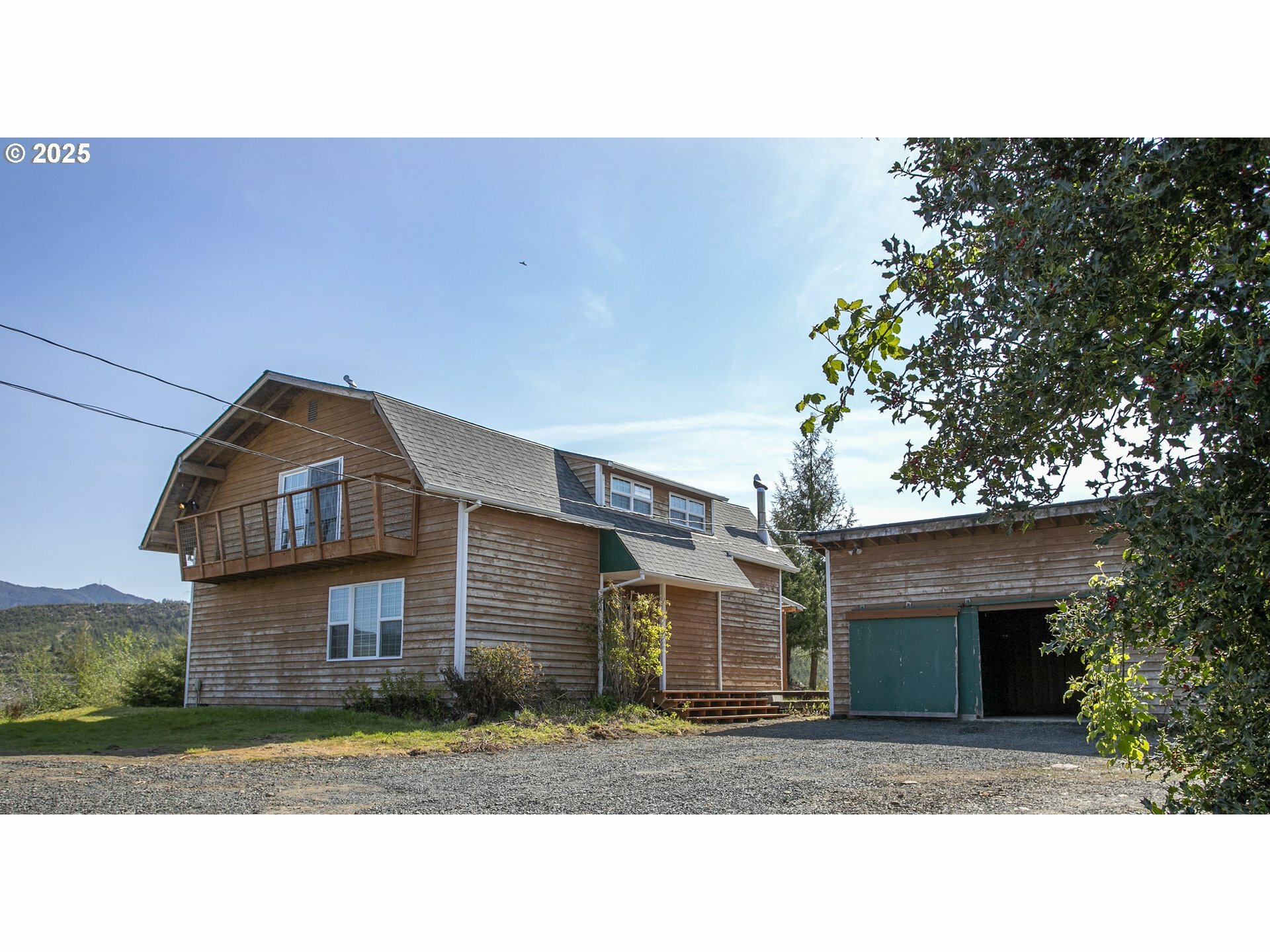 Property Photo:  37555 Hauger Mountain Ln  OR 97138 