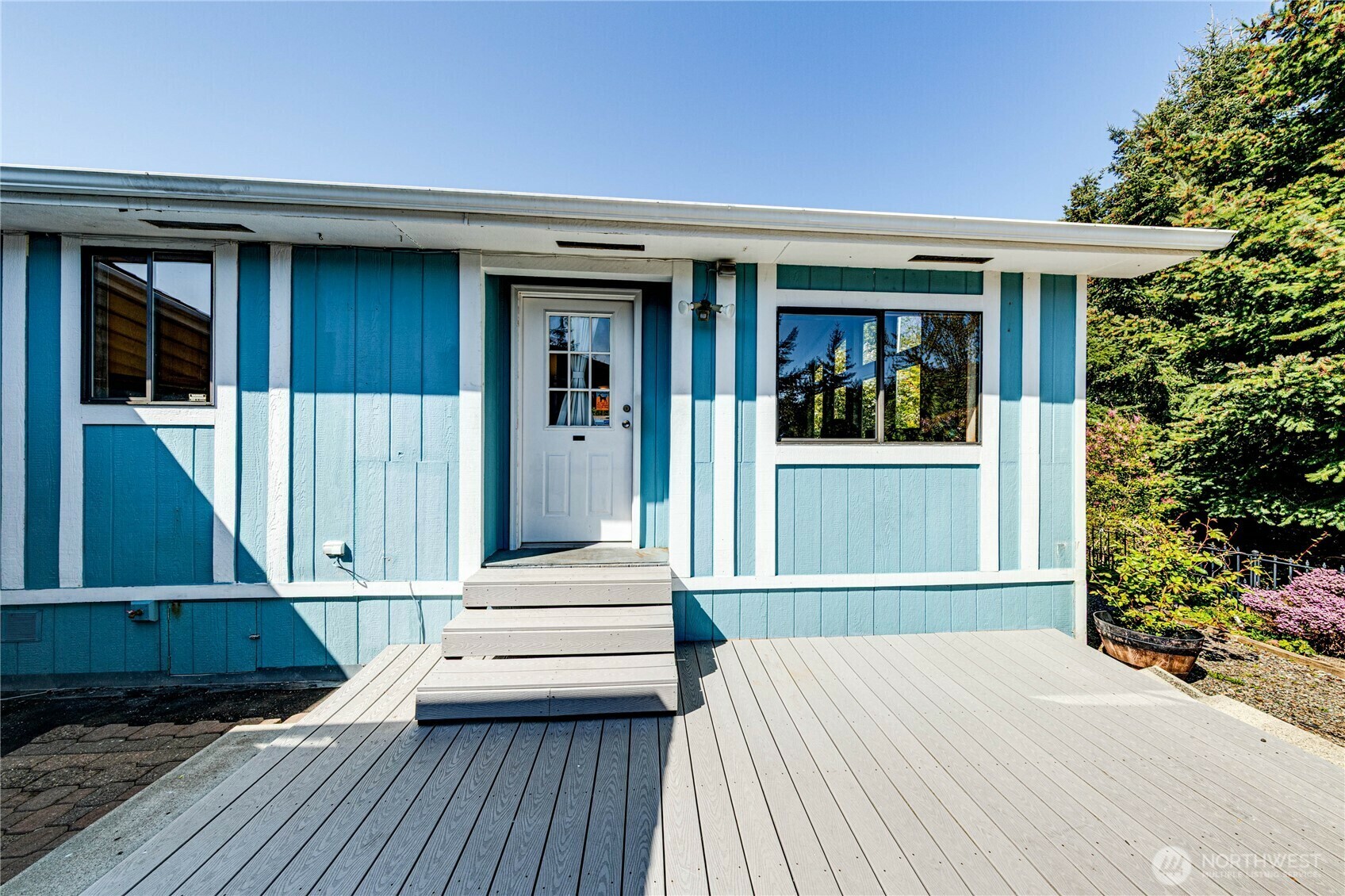 Property Photo: 5810 Fleming Street 36 WA 98203