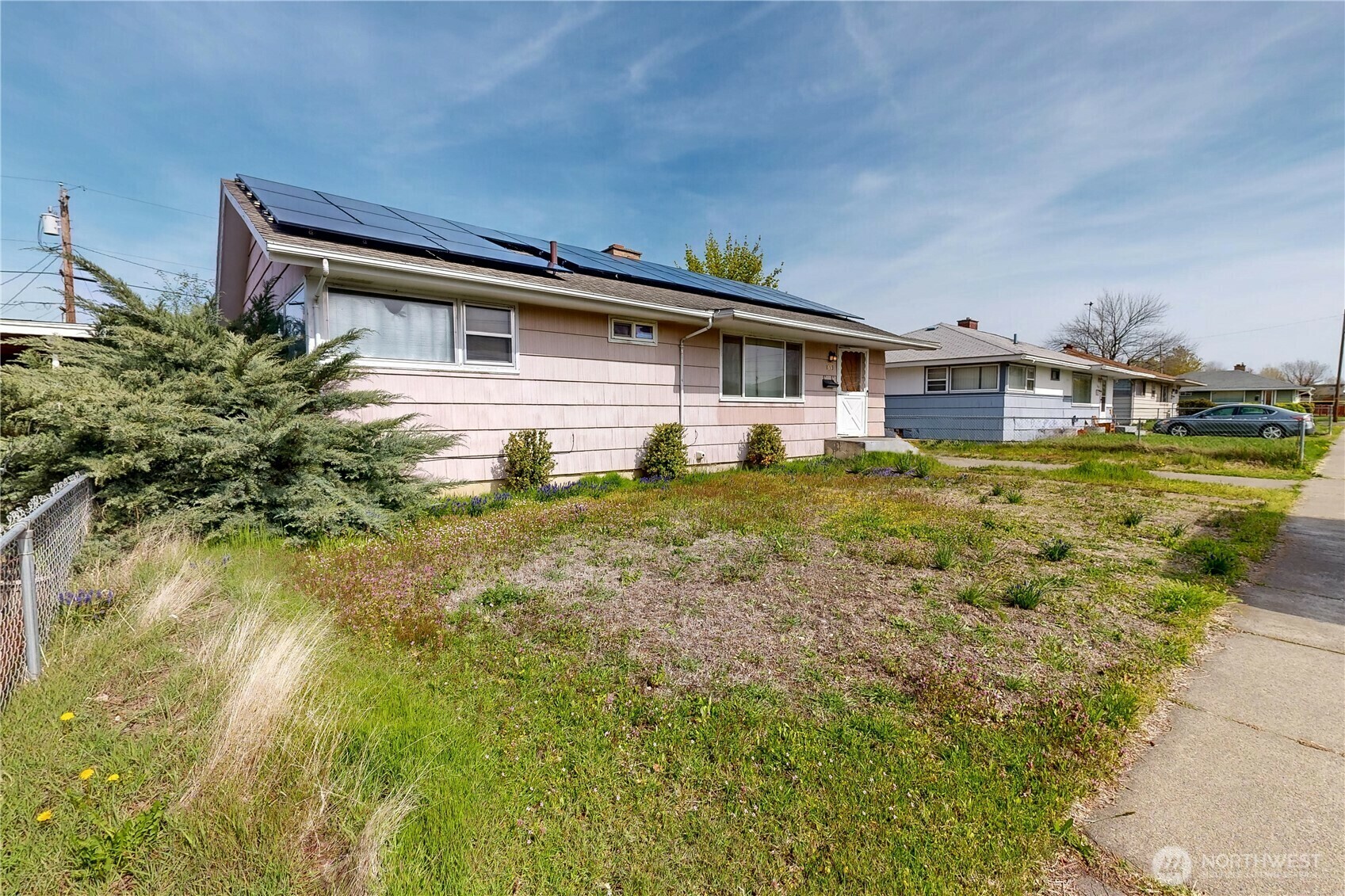 Property Photo: 1653 Cambridge Drive WA 99362
