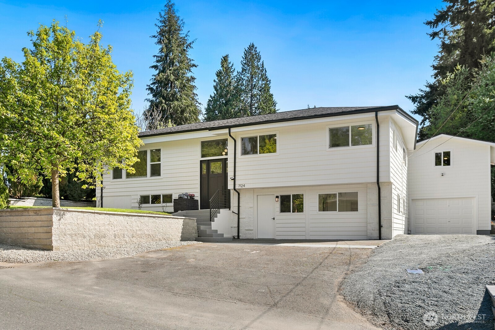 7124  197th Street SW  Lynnwood WA 98036 photo