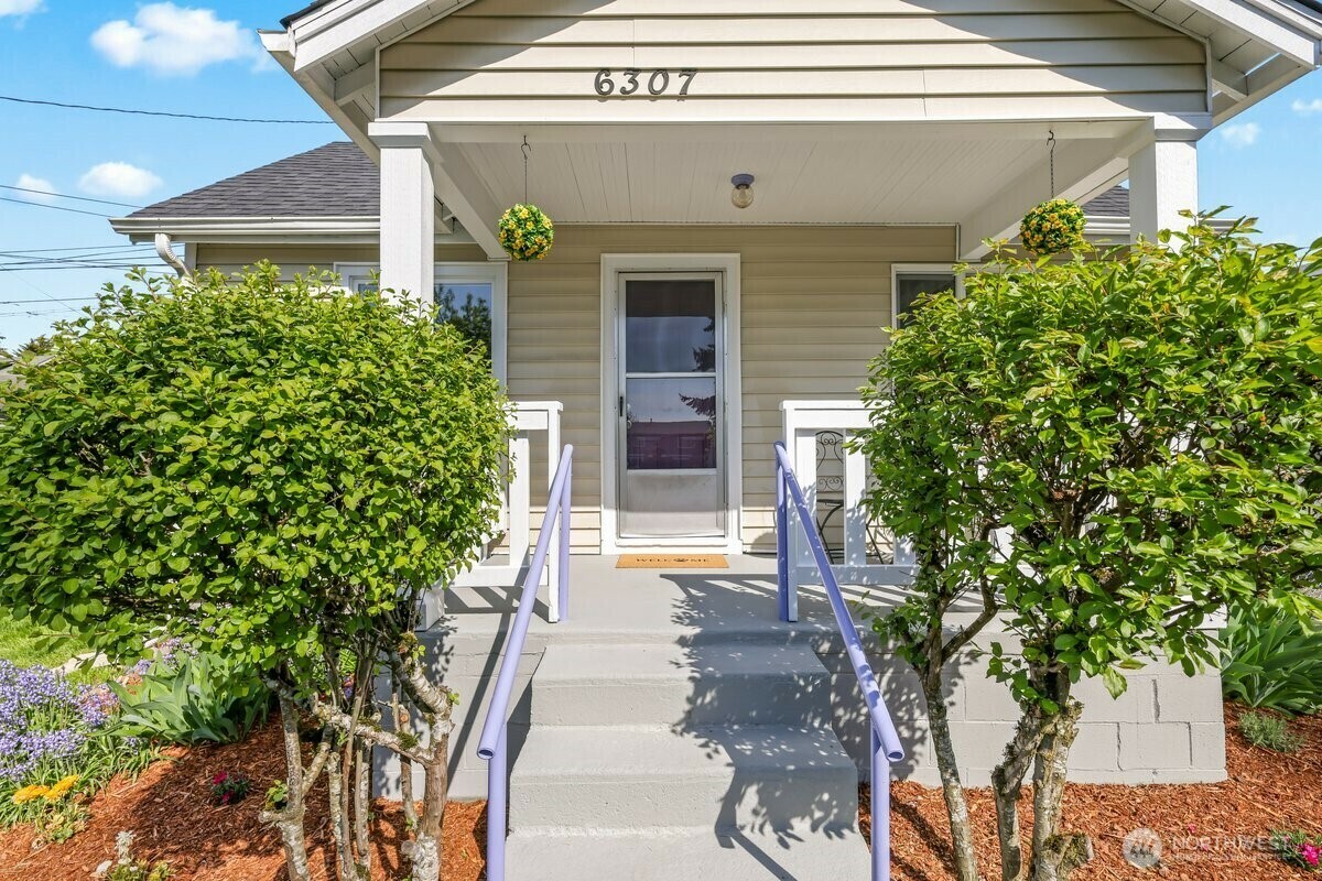Property Photo: 6307 S Yakima Avenue WA 98408