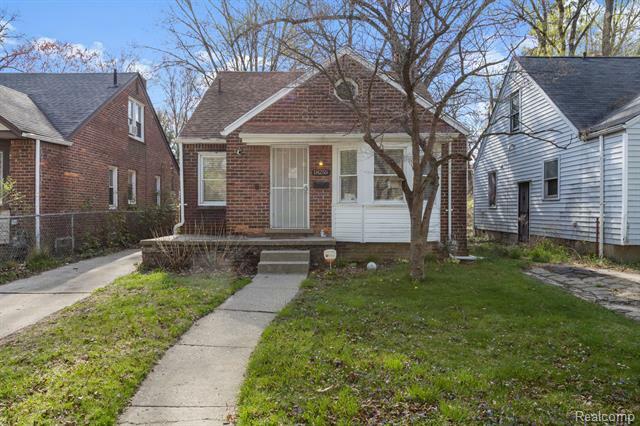 Property Photo: 18255 Patton Street MI 48219