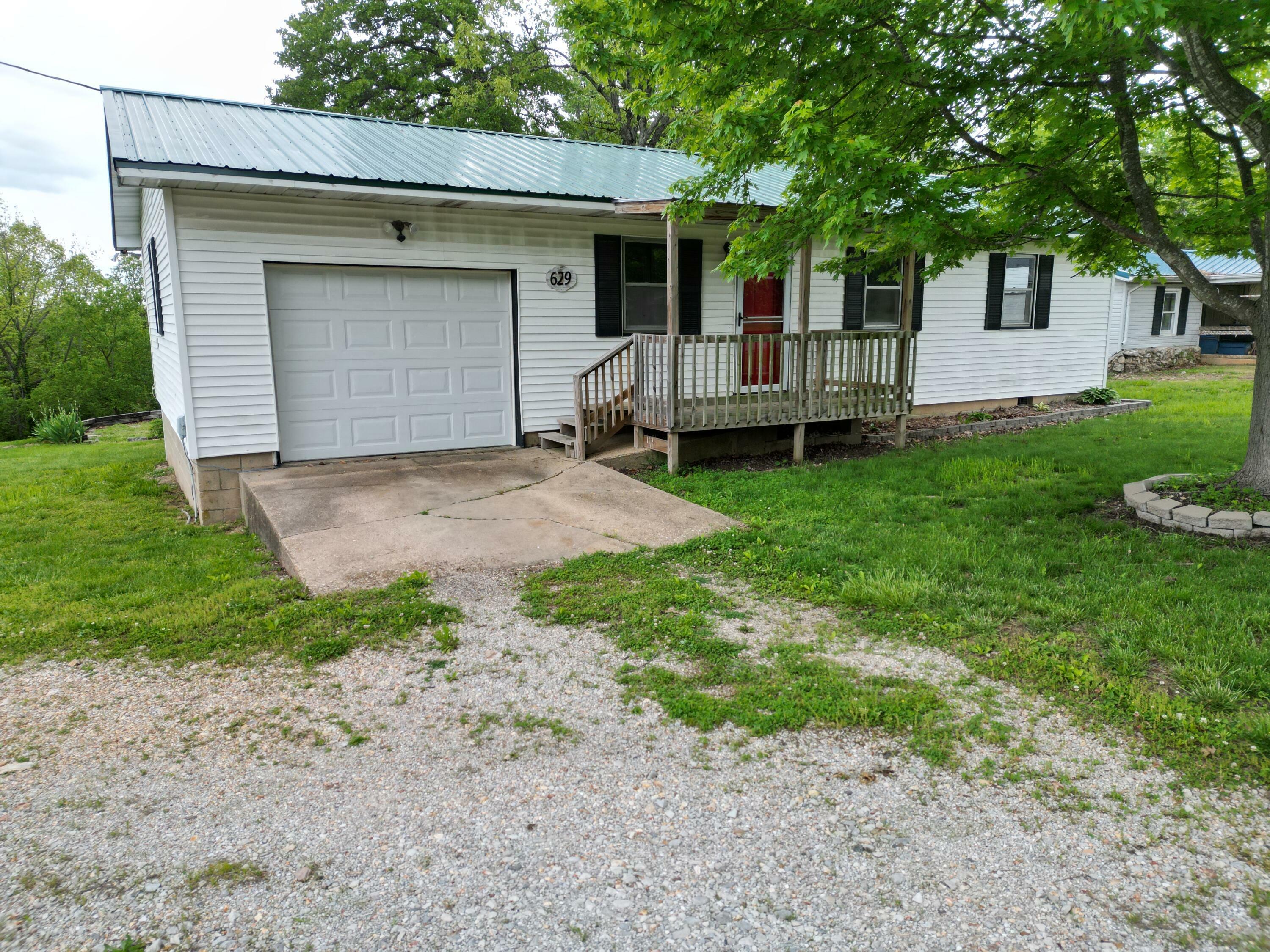 Property Photo: 629 S Eagle Street MO 65717