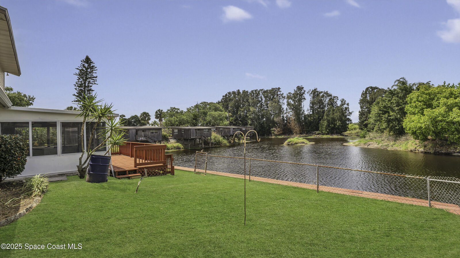 Property Photo:  850 Cardinal Road  FL 32926 