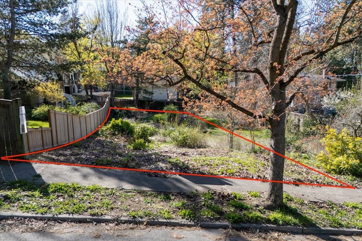 Property Photo: 1216 S Sheridan St WA 99202