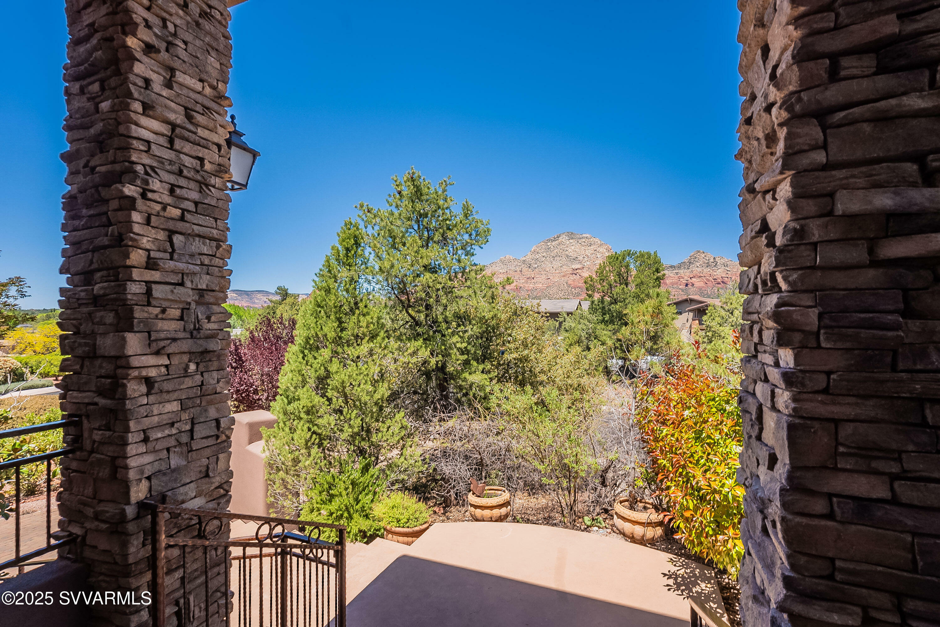 Property Photo: 2075 Whippet Way AZ 86336