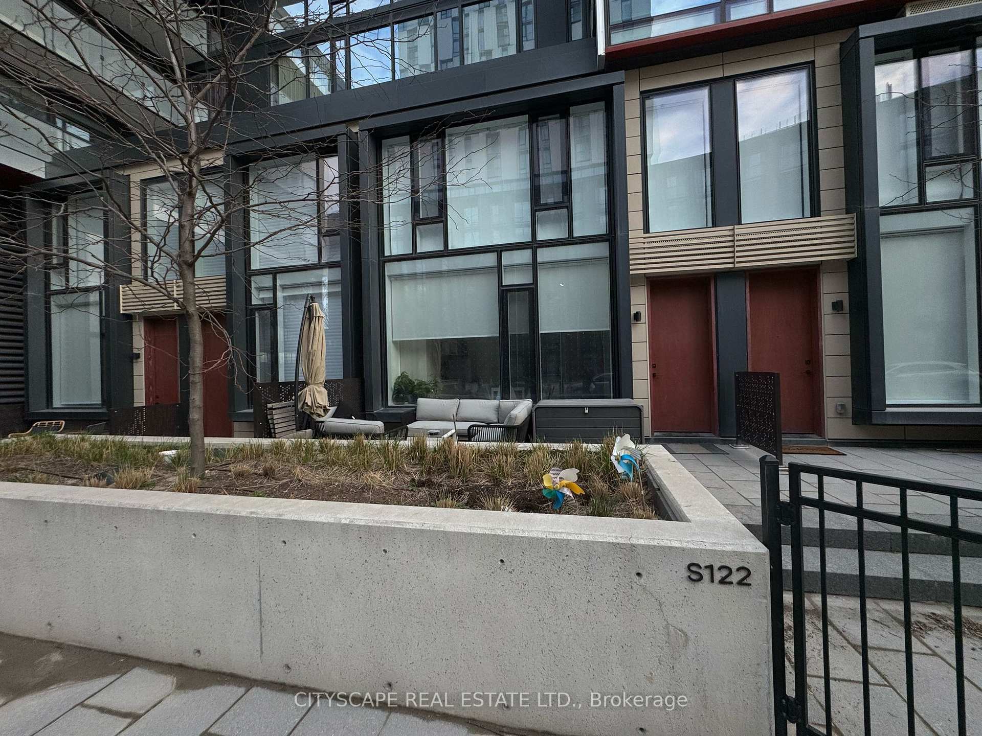 Property Photo: 180 Mill Street S122 ON M5A 0V7