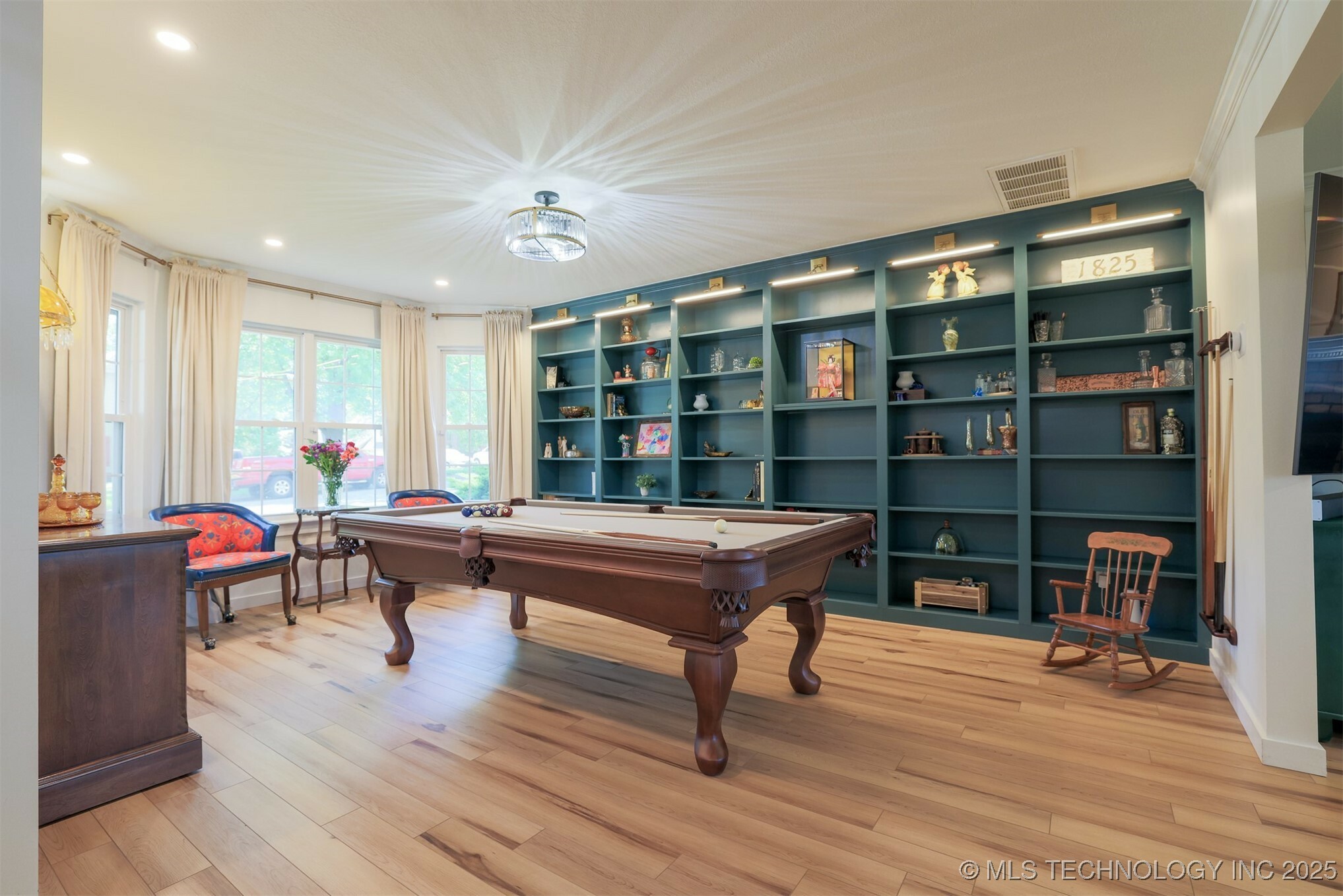 Property Photo: 10807 E 99th Street OK 74133