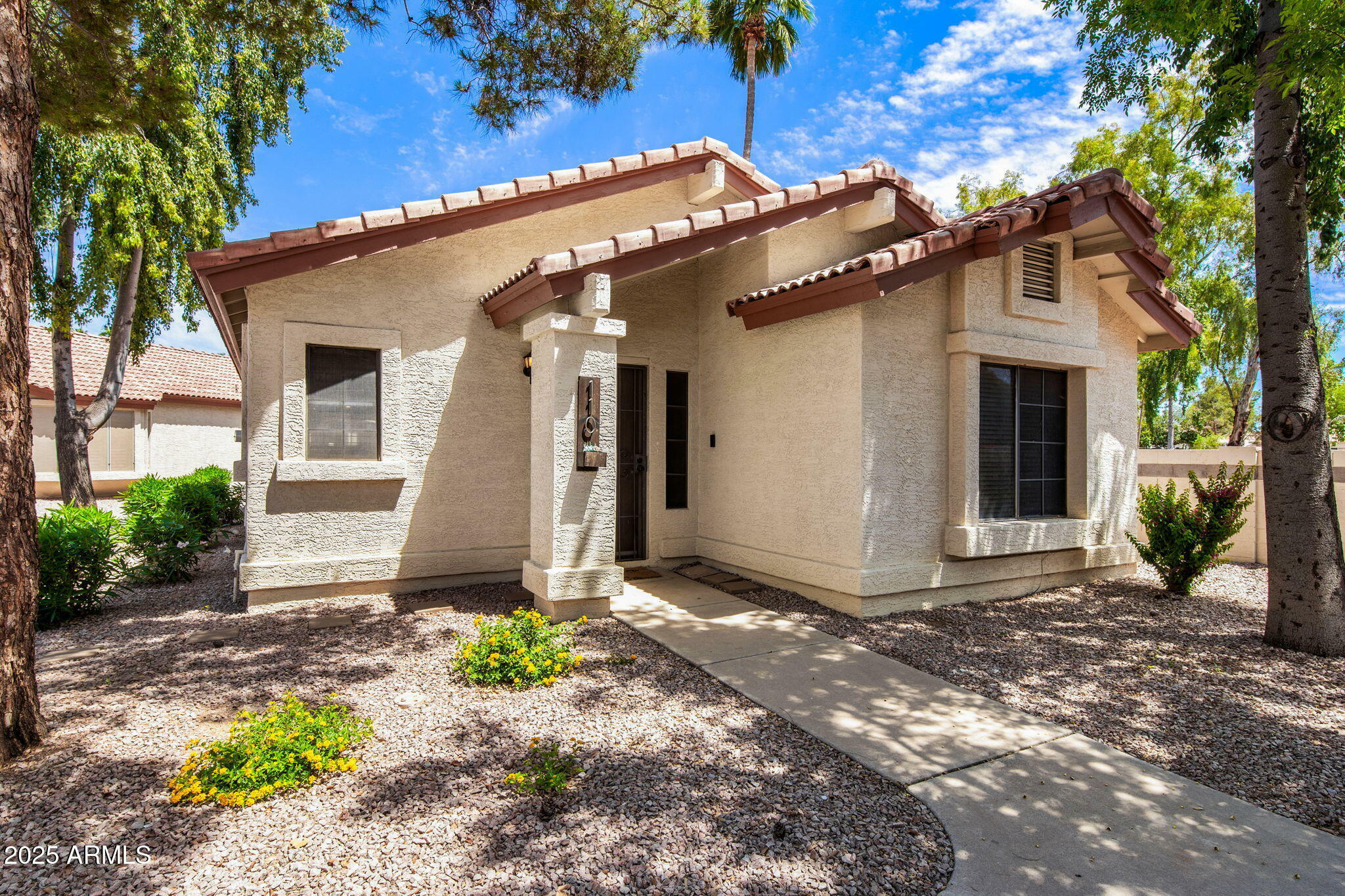 Property Photo:  1120 N Val Vista Drive 110  AZ 85234 