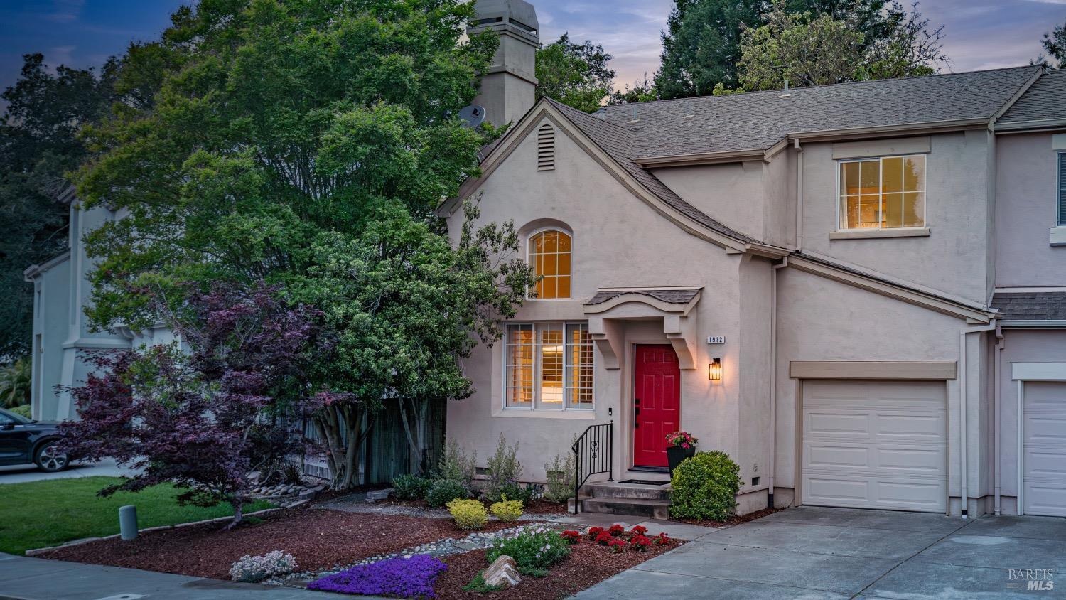 Property Photo: 1912 Viewpointe Circle CA 95403