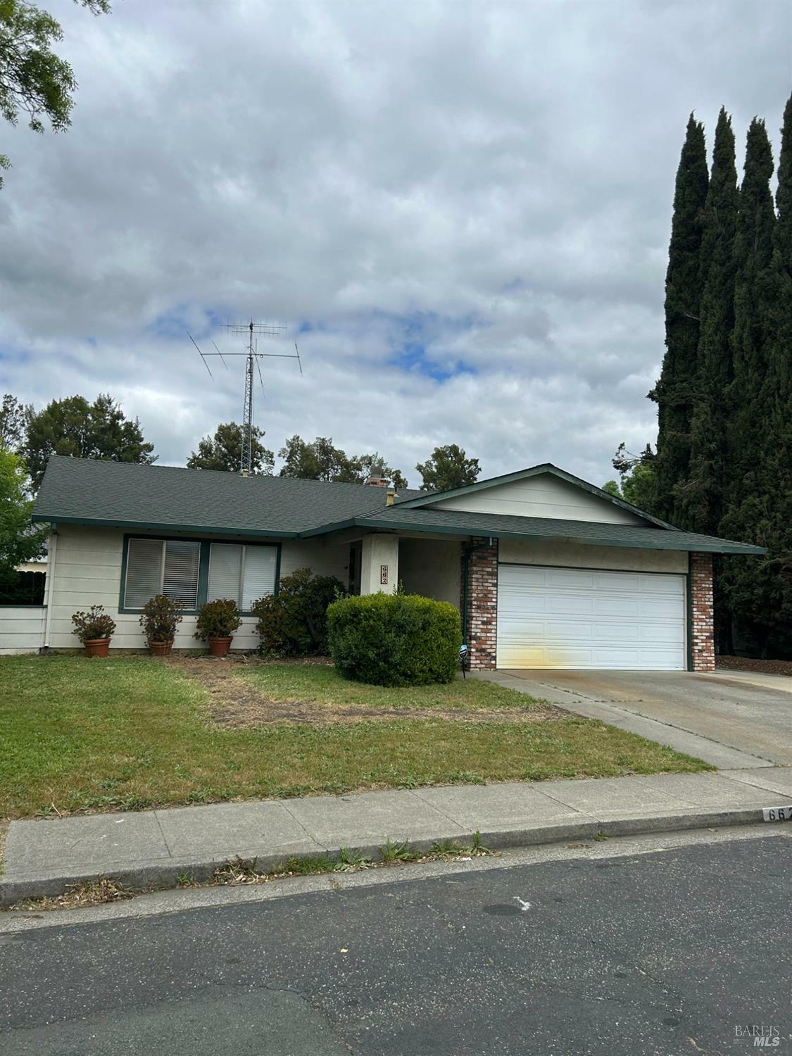 662 Berkeley Way  Fairfield CA 94533 photo