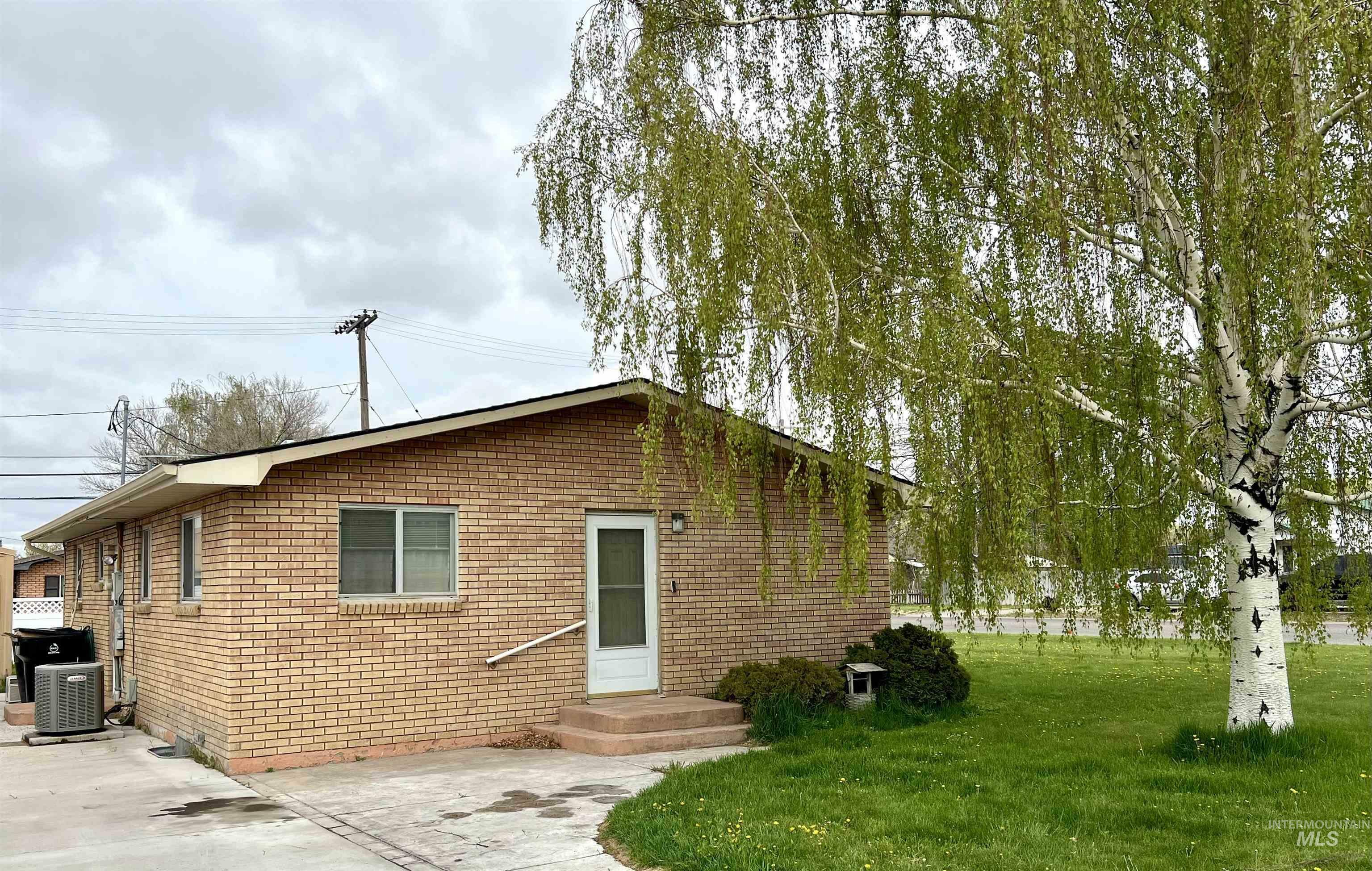 Property Photo: 2700 Almo Ave ID 83318