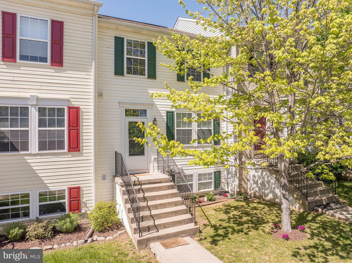 Property Photo: 26 Sagewood Street WV 25414