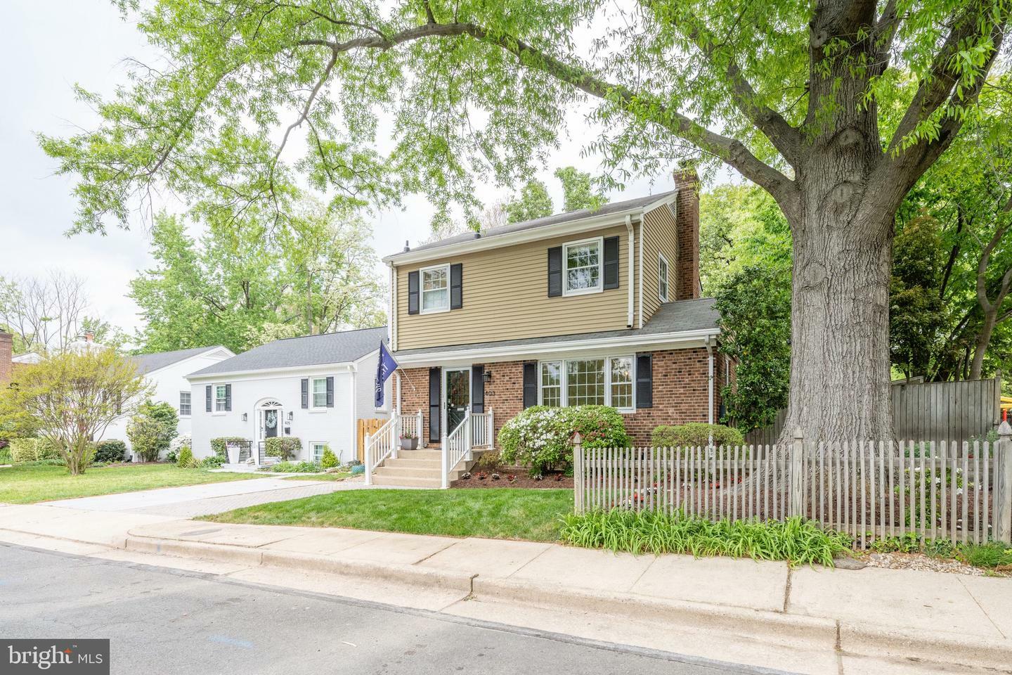 Property Photo: 403 Thomas Street VA 22302