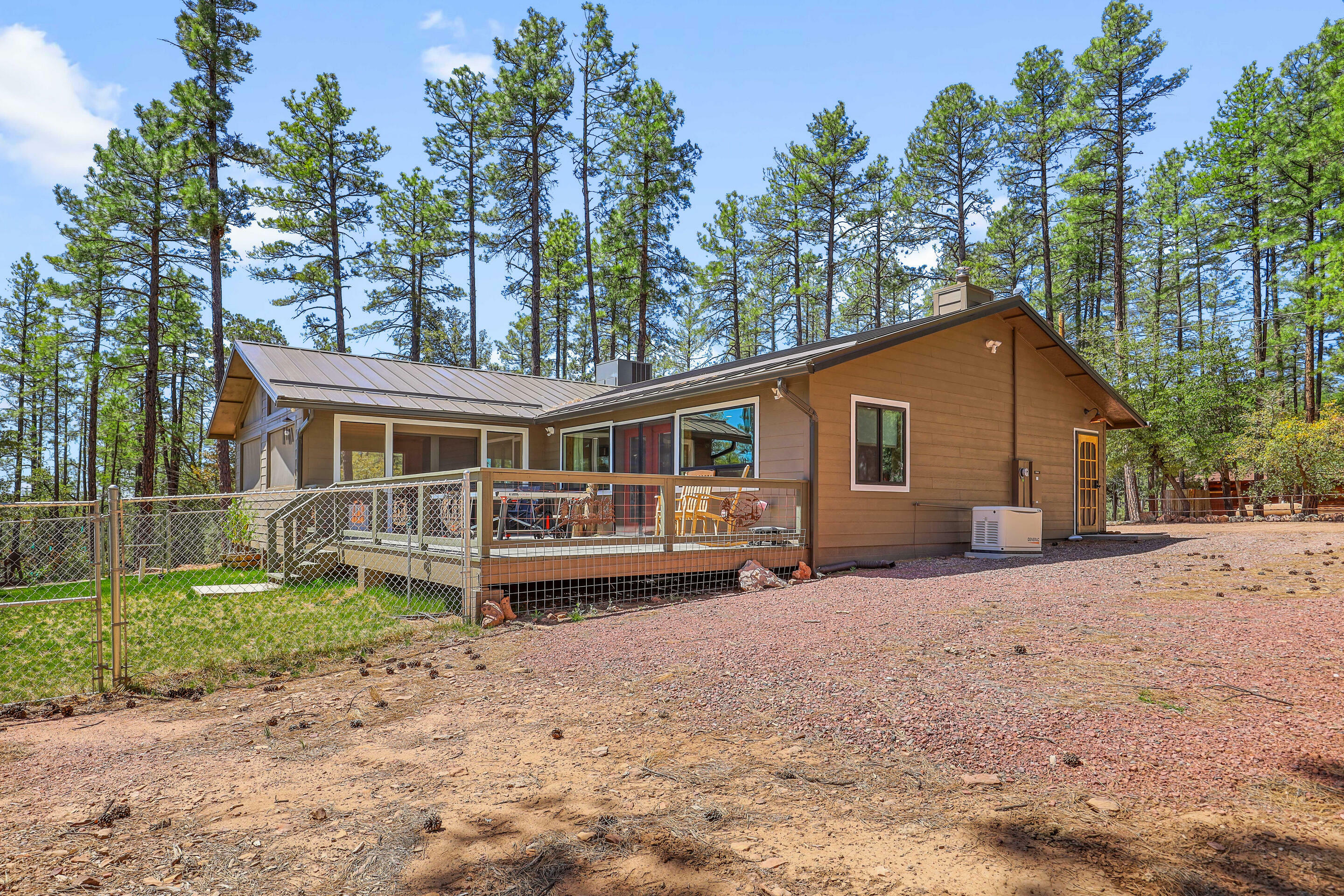 Property Photo: 395 Shady Lane AZ 85541