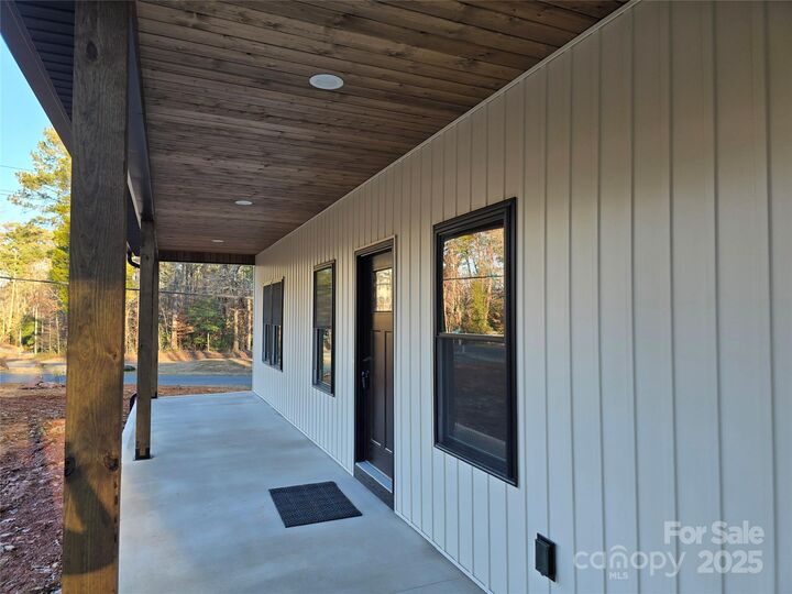 Property Photo:  107 Skyland Drive  NC 27306 