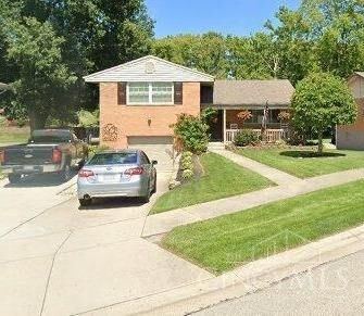 Property Photo:  