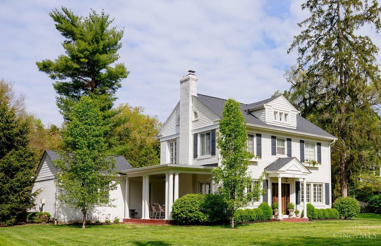 Property Photo: 614 Floral Avenue OH 45174
