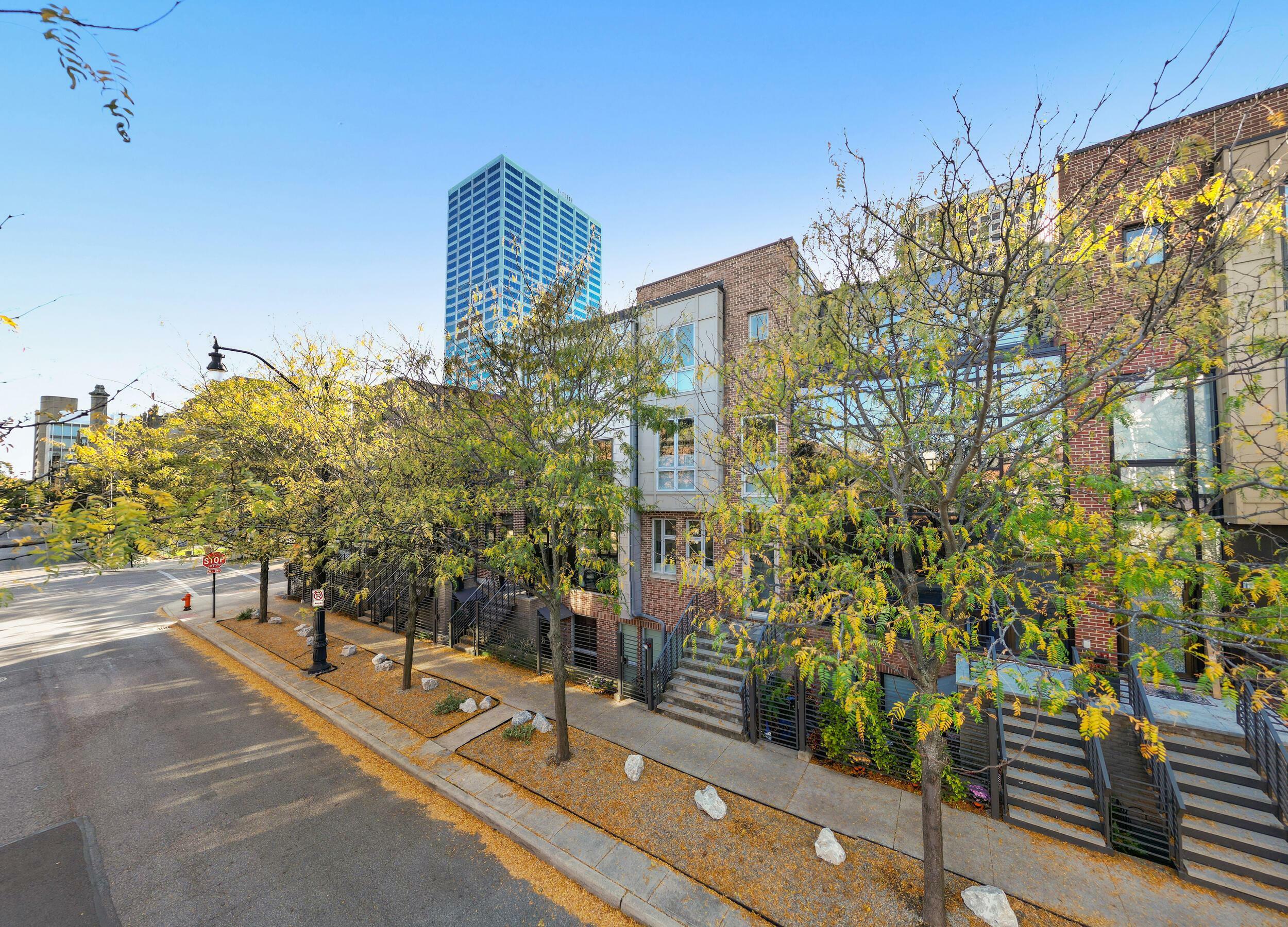 Property Photo: 61 N 5th Street OH 43215