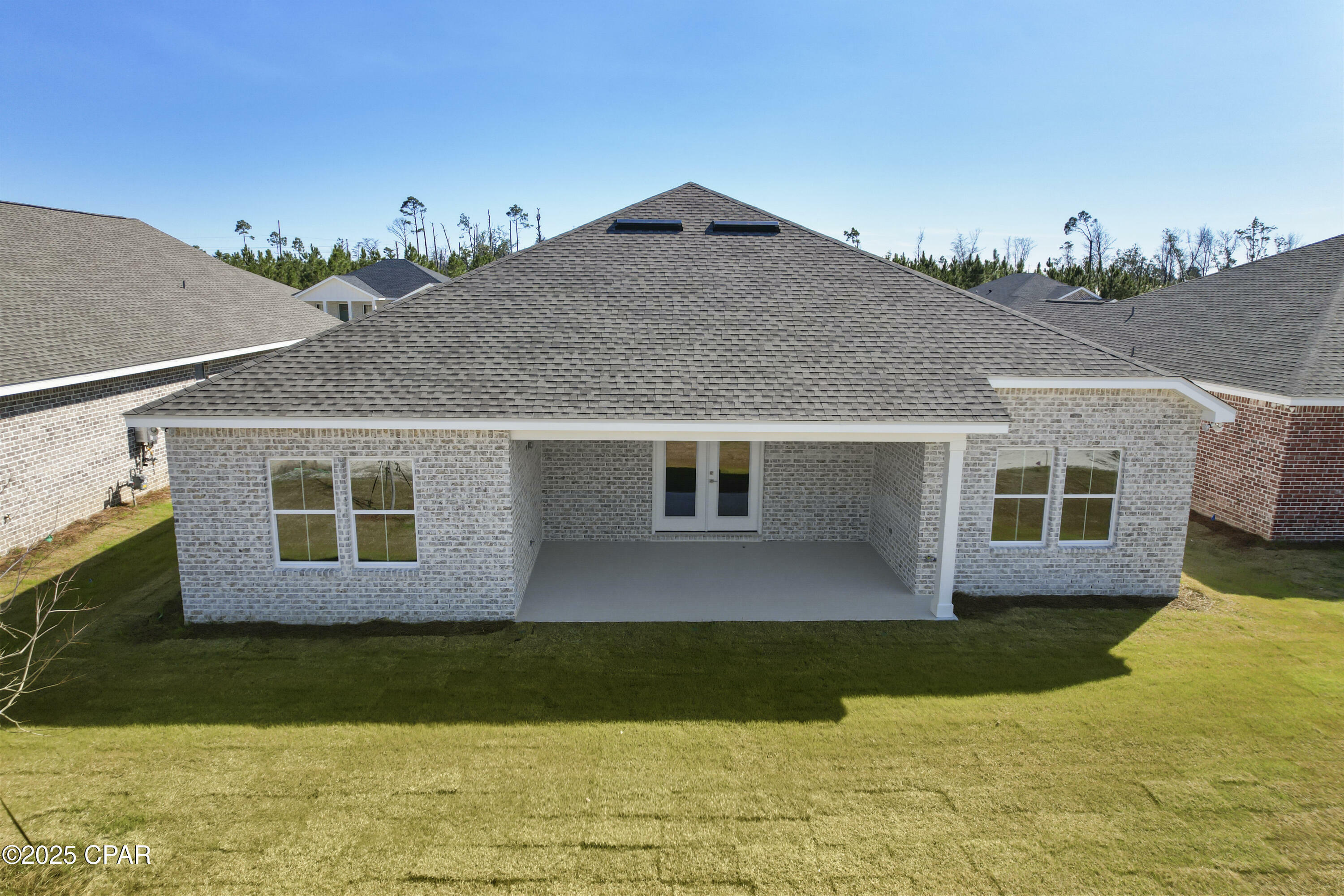 Property Photo: 3837 Red Deer Circle FL 32404