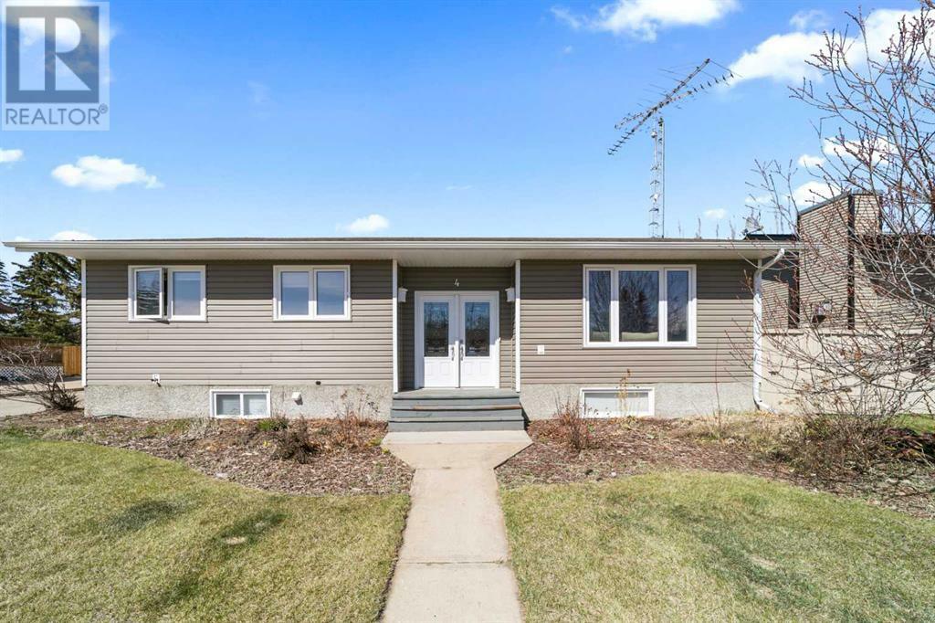 Property Photo:  4 Meadowlark Drive  AB T0B 4C0 