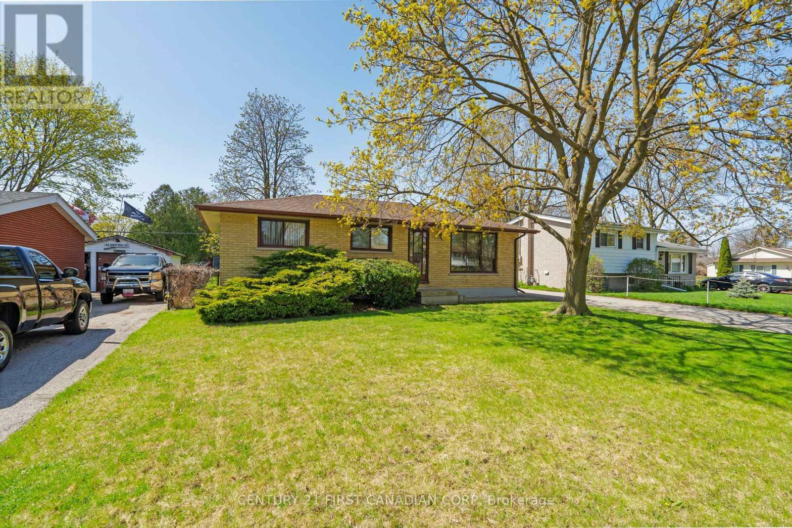 Photo de la propriété:  1163 Sorrel Road  ON N5V 2N2 