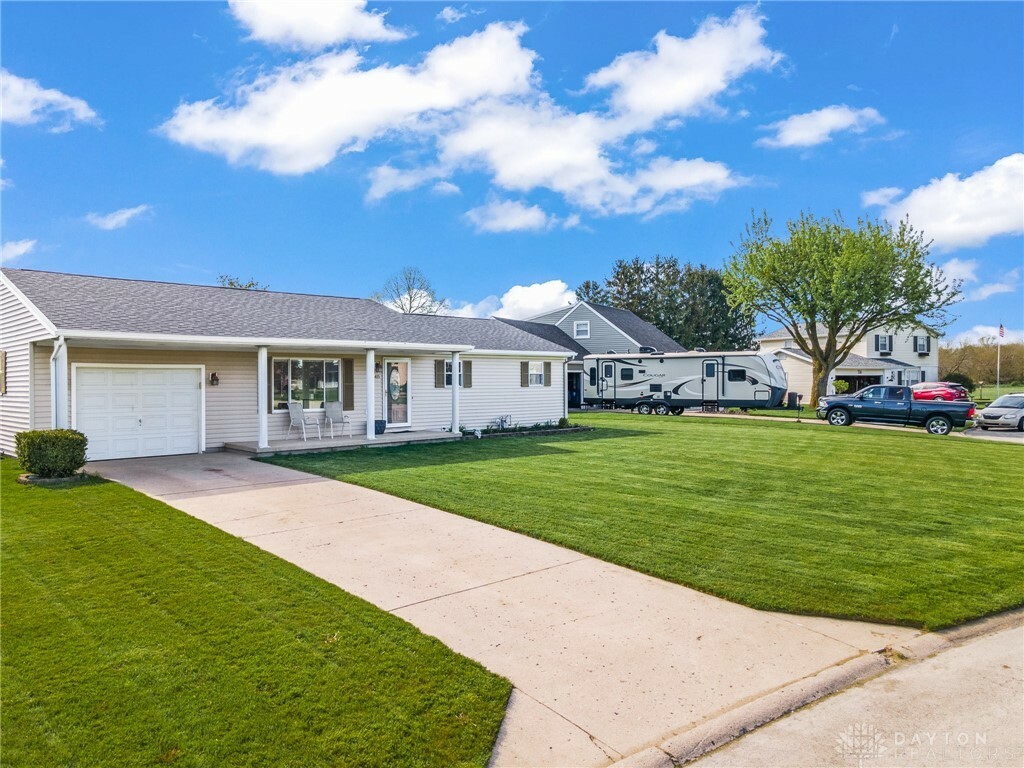 Property Photo: 415 Debra Drive OH 45306