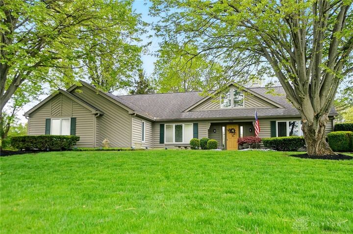 9395 Foxburrow Way  Washington Twp OH 45458 photo
