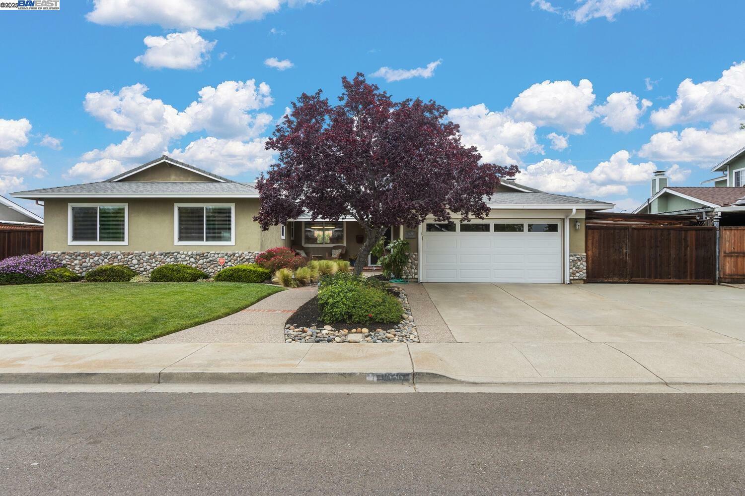 Property Photo: 1636 Helsinki Way CA 94550
