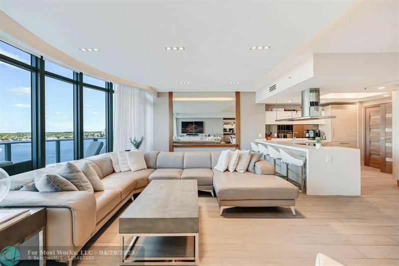 Property Photo: 17301 Biscayne Blvd 1011 FL 33160