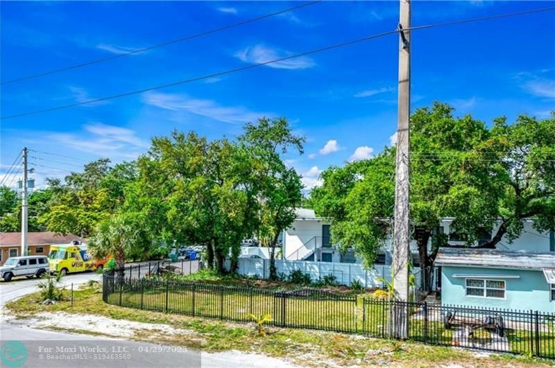 Property Photo: 7501 NE 3rd Ave FL 33138