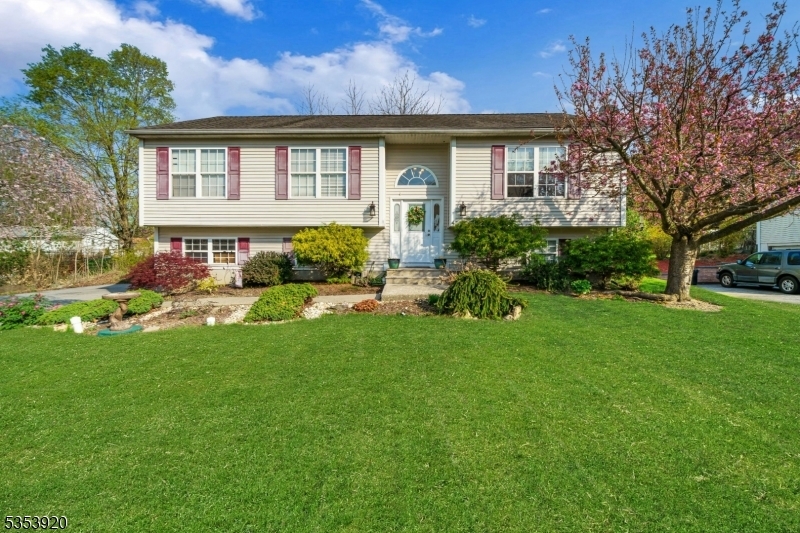 Property Photo: 808 Rt 517 NJ 07418