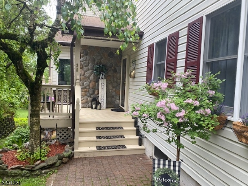 Property Photo: 30 Seneca Trail NJ 07871