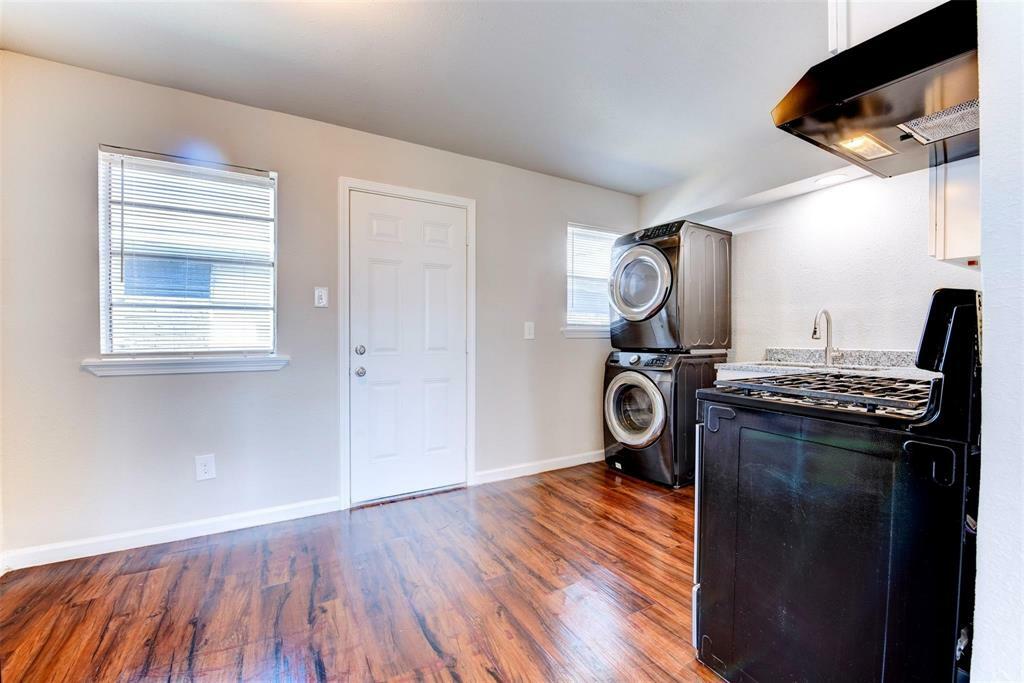 Property Photo: 5531 Cavalcade Street TX 77026