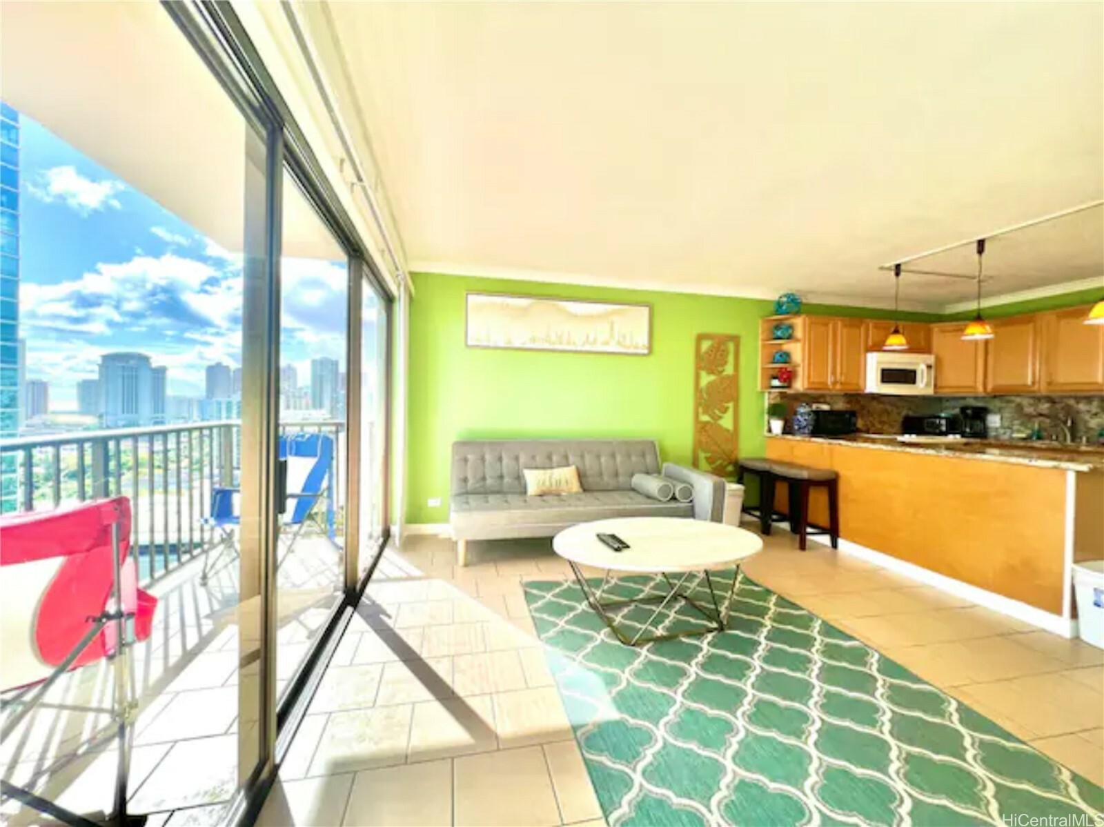 2140 Kuhio Avenue 1808  Honolulu HI 96815 photo