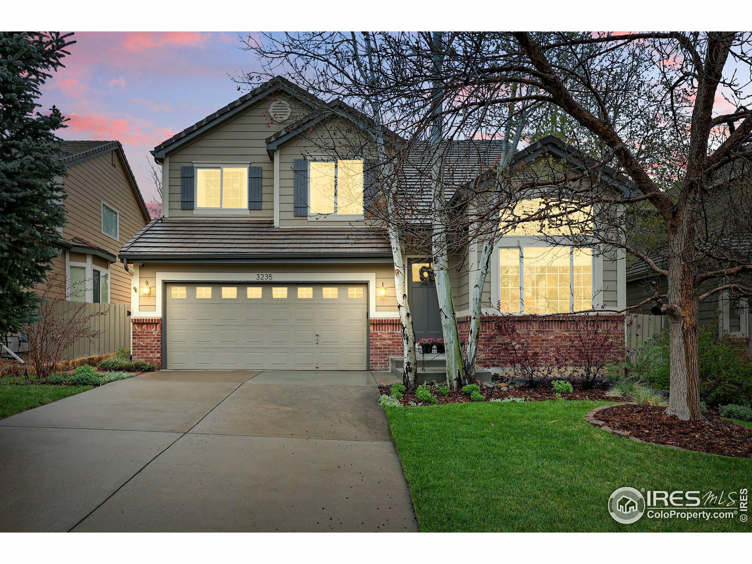 Property Photo: 3235 Basalt Ct CO 80027