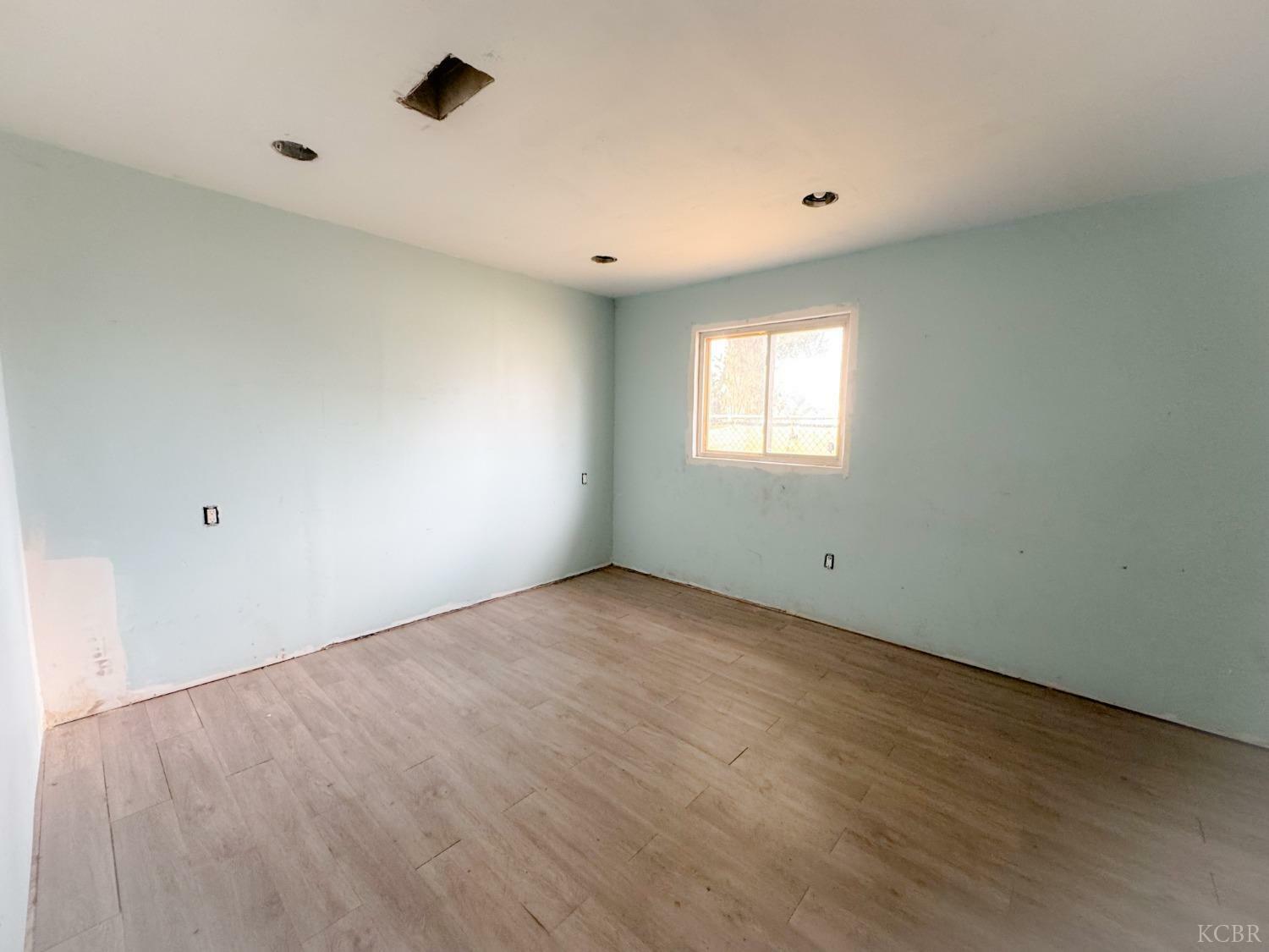 Property Photo: 19693 Avenue 195 CA 93267