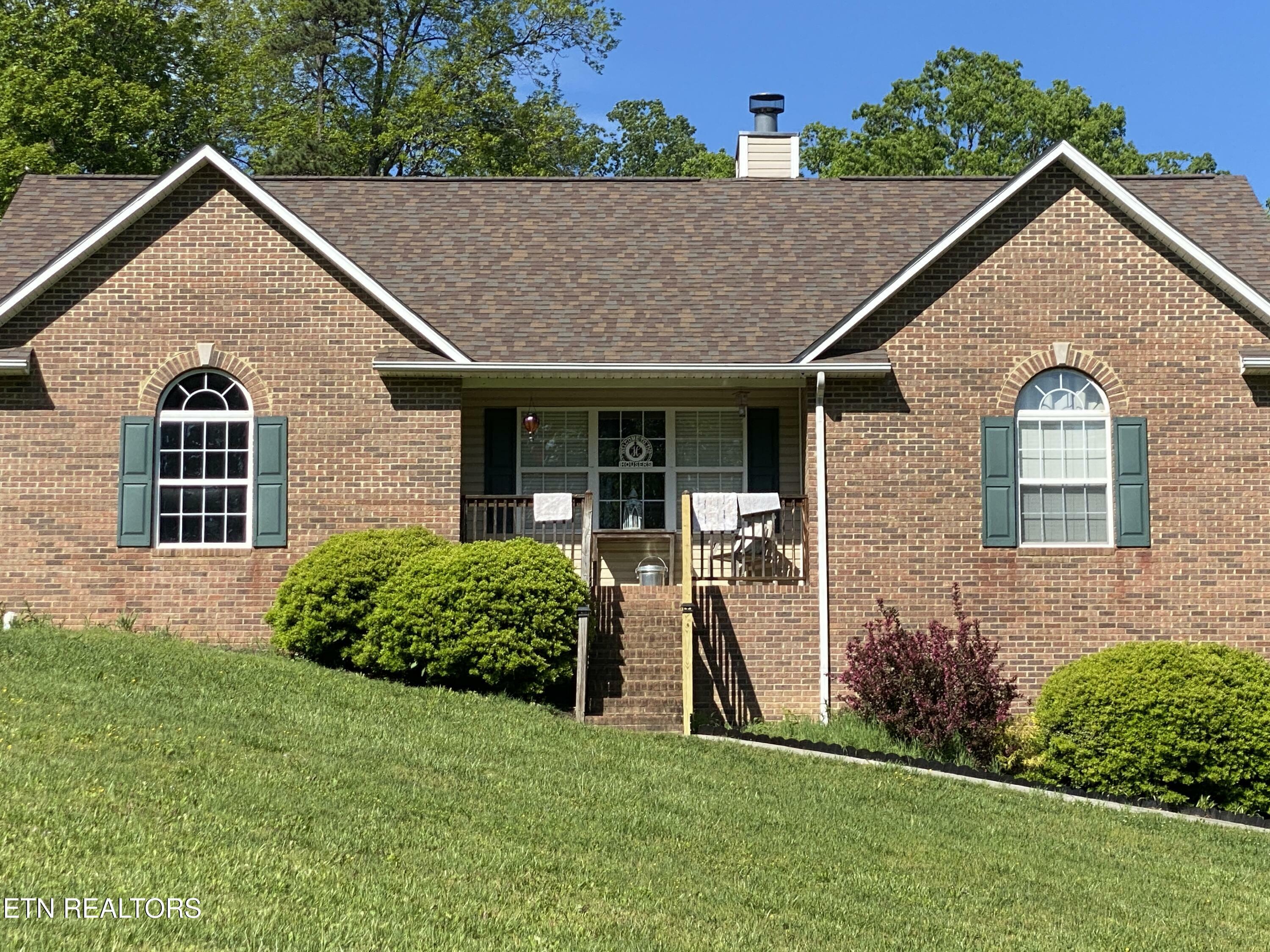 Property Photo: 8434 Coppock Rd TN 37721